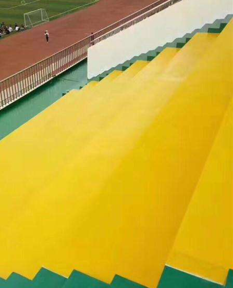 翠峦球场台阶翻新修补改造